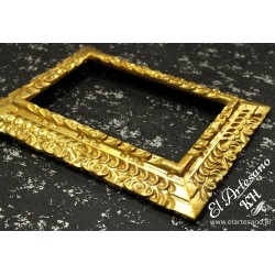 lustro w złotej ramie 
złota ramka  20x30cm, 
złota rama do obrazu,
rama rzeźbiona,
rama glamour,
stylowa rama